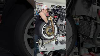 Yamaha R1 Teardown bikebuild r1 yamahar1 superbike garage93 aaroncolton [upl. by Nela]