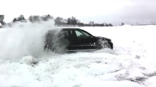 BMW X5 E53 V8 48is буксует по снегу Pirelli Scorpion Winter 48 is SUV sound drift snow [upl. by Aymahs]