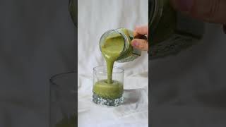 Smoothie vert énergisant  la recette facile et rapide [upl. by Nyrual]