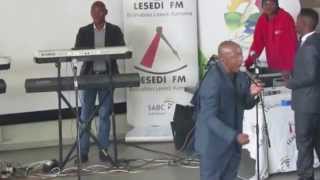 Teboho Moloi singing quotMotho Mang Le Mangquot in Sharpeville [upl. by Vivienne661]