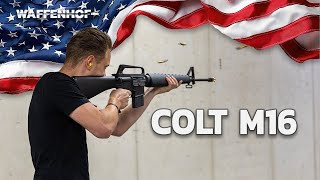 Colt M16  Ein amerikanischer Fortschritt der Waffentechnik [upl. by Ellerol760]