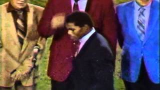 Herschel Walkers number retired at halftime of 1985 UGAAlabama game by Dan McGill [upl. by Alamaj]