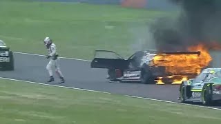 Fuego en el Camaro de Gastón Mazzacane en la final de TC tc [upl. by Lasyrc]