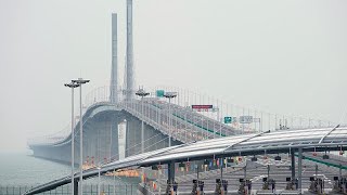 China inaugura el puente sobre el mar más largo del mundo [upl. by Frederique120]