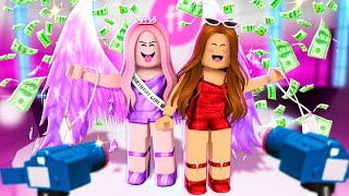 Roblox  VIPS NA PASSARELA Fashion Famous [upl. by Loralee]