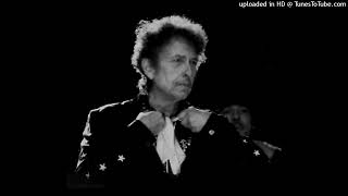 Bob Dylan live  Chimes Of Freedom  Bowie 2005 [upl. by Ioyal]