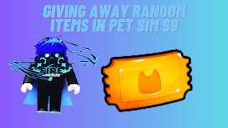 Giving Random Items In Pet Sim 99 [upl. by Jessica]