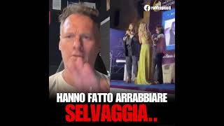 SELVAGGIA LUCARELLI ARRABBIATISSIMA LASCIA IL PALCO [upl. by Baiel]