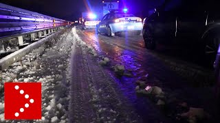 Neve e gelo caos su SS36 in Brianza per gelicidio e ghiaccio [upl. by Ynahirb]