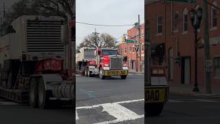 Peterbilt meets Kenworth with another big load at DunellenNJ Friendly drivers [upl. by Hester]