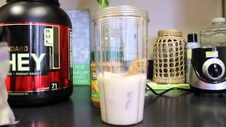 How to Make A Simple Delicious Muscle Building Protein Shake  laynejacksonfitness [upl. by Anital]