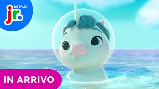 CONOSCIAMO UN NARVALO MOLTO SPECIALE 🐴 Narvalo o quasi  Netflix Junior Italia [upl. by Pentheam]