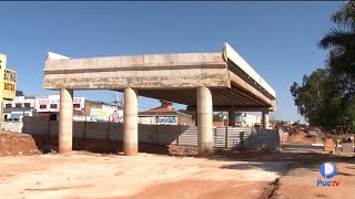 OBRAS DO VIADUTO DA CASTELO BRANCO ESTÃƒO ATRASADAS HÃ UM ANO E MORADORES RECLAMAM DOS TRANSTORNOS [upl. by Nilknarf]