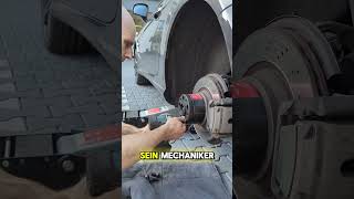 Liegen geblieben SL500 ISMMercedes R231 Mechanic repair viralvideo news fyp amg art fy [upl. by Lezley]