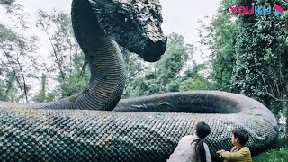 The boy became friends with a big snake when running from a monster  Snake 3  YOUKU MONSTER MOVIE [upl. by Mairhpe422]