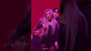 240326 WHEE IN THE MOOD BEYOND  HONGKONG shhh 휘인세로 직캠 WHEEIN FANCAM [upl. by Doak]