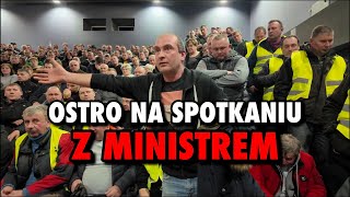 Rolnicy zagrozili że zablokują rondo Przyjechał minister rolnictwa 4032024 [upl. by Wojak]