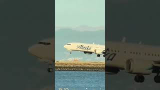 LANDING  🇺🇸 Alaska Airlines  San Francisco International Airport 🌉 [upl. by Berns]