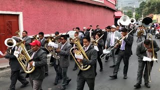 FLORES PETENERAS cumbia  A la par de la banda  Procesión Niños Visitantes de Amatitlan 2023 [upl. by Nohsid891]