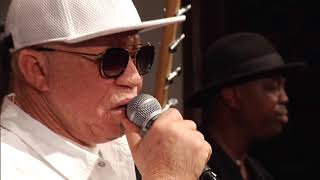 Salif Keita Africa LIVE [upl. by Aiciled]