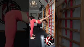 Zdrowe barki shoulders mobility sports strongwomen mobility shoulderstretch polishgirl [upl. by Neenad]