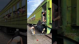 Metro Train 🚂 🤯  New Viral Gadgets Smart Appliances Kitchen Utensils Home Inventions shorts [upl. by Eliga334]