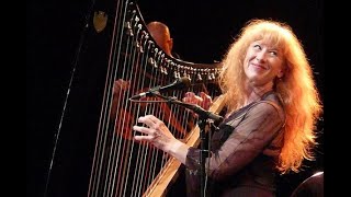 LOREENA McKENNITT  THE MYSTICS DREAM  CANADIAN PROG FOLK  1994 [upl. by Strohben393]