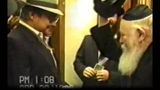 386 The Rebbe with his Tailor [upl. by Jennilee751]