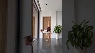 Try this standing split variation 🤍lyrics cover unstoppable yoga yogagirl flexible stretching [upl. by Aig]