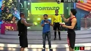 combate 2013  tortazo en la cara 12  1 enero 2013 [upl. by Amaryl]