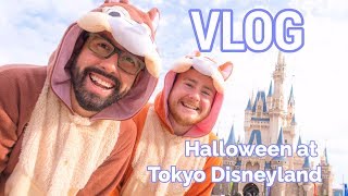 VLOG Wearing Costumes at Tokyo Disneyland amp DisneySea for Halloween [upl. by Acinok]