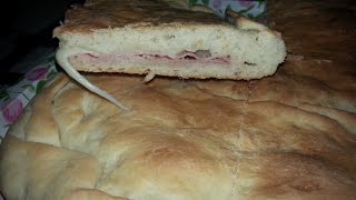 Ricetta Bimby focaccia con panna e latte ripiena prosciutto e mozzarella [upl. by Adnahcir]