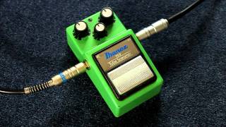 Ibanez TS9 Tube Screamer Bass Demo [upl. by Kramal594]