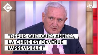 Ukraine  un an de guerre  JeanPierre Raffarin  C à Vous  24022023 [upl. by Mlehliw]