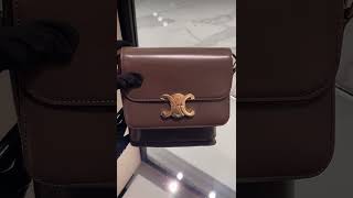 셀린느 CELINE CLASSIQUE TRIOMPHE BAG IN SHINY CALFSKIN 187363BF419BGwwwroseluxcom [upl. by Maida517]