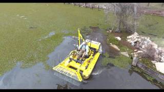 Mr McCaskill demonstrating his WeeDoo Tigercat on Lake Bistineau [upl. by Divd926]