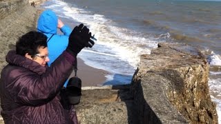 Marée du siècle  des centaines de curieux sur la côte est de la Manche [upl. by Xena]