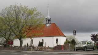 Gilleleje Kirke ringer til gudstjeneste [upl. by Haisi]