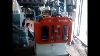 500ml HDPE Plastic Blow Molding Machine [upl. by Acinom]