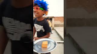 Biskut mil gya 🤣🤣trending subscribe [upl. by Nuawtna]