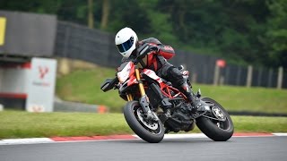 Ducati Hypermotard 939 SP Track day blast at Brandshatch race track [upl. by Tayib]