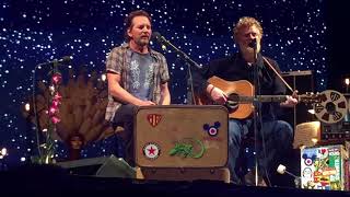 Eddie Vedder amp Glen Hansard  Falling Slowly Ohana Fest 2017 song stars at 217 [upl. by Dicks]