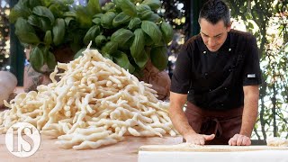 Trofie al pesto la ricetta originale del ristorante da O Vittorio con Federico Bisso [upl. by Barnie]