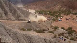 Accidente de Carlos Sainz Dakar 2017 [upl. by Nawram808]