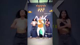 Aakhediwani sinese laga dance dancesteps dancechallenge dancevideo ytshorts virelshorts hindi [upl. by Odirfliw954]