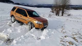 Land Rover  Freelander 2 vs snow [upl. by Daphene92]