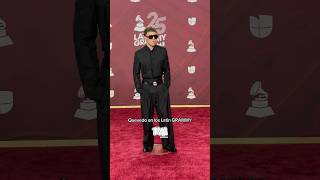 Quevedo posa en los Latin GRAMMY 2024 [upl. by Ahsia706]