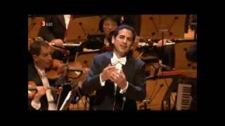 Juan Diego Flórez quotLa speranza più soavequot Rossini LAPO Dudamel 2010 [upl. by Havelock]