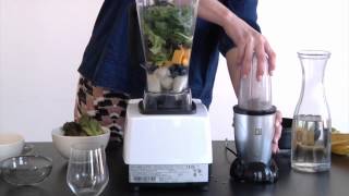 Groene Superfood Smoothie met Eiwit poeder [upl. by Ylloh]