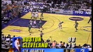 Celtics Vs Cavs NBA Playooffs 1992 últimos minutos [upl. by Ttsepmet]